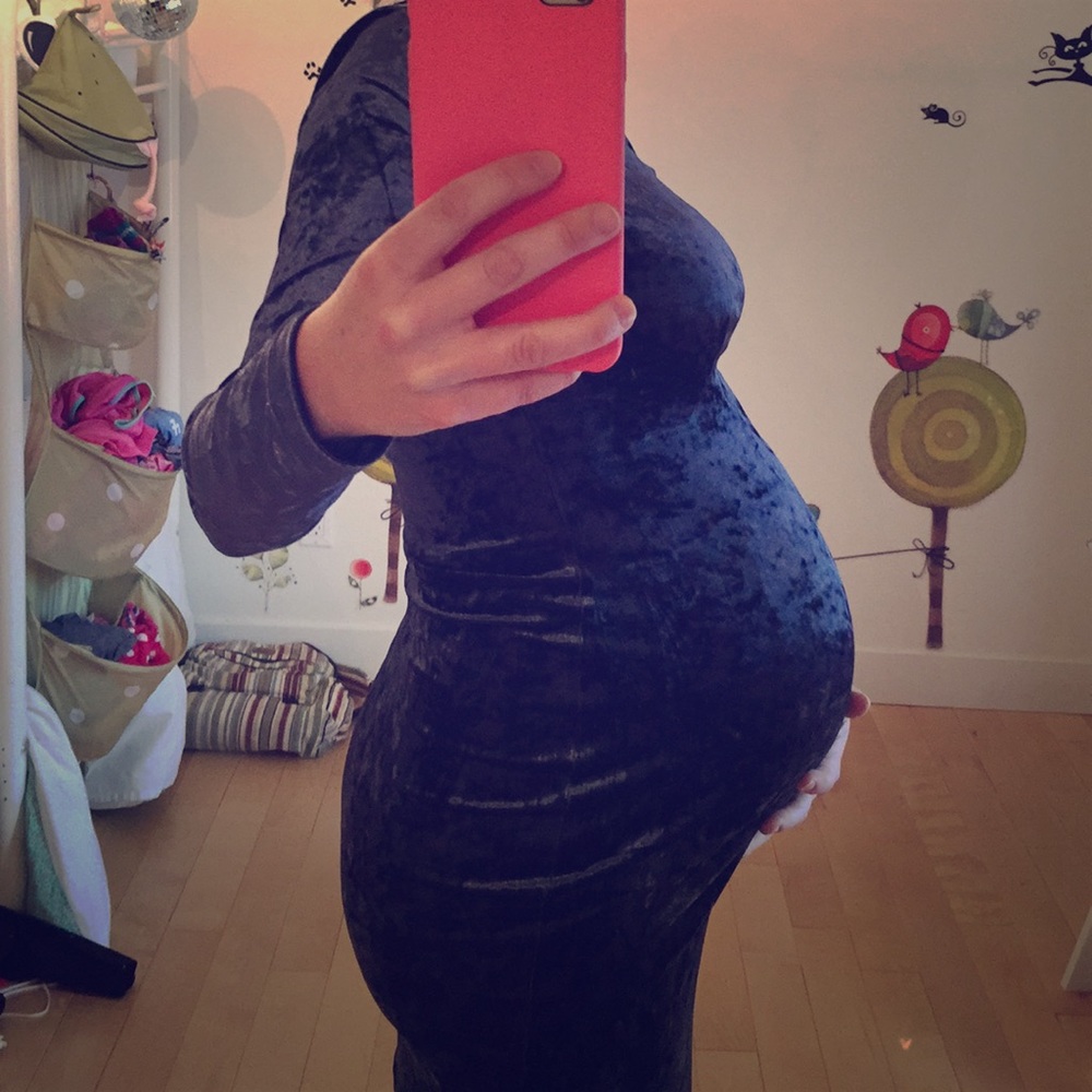 Gorgeous velvet maternity dress